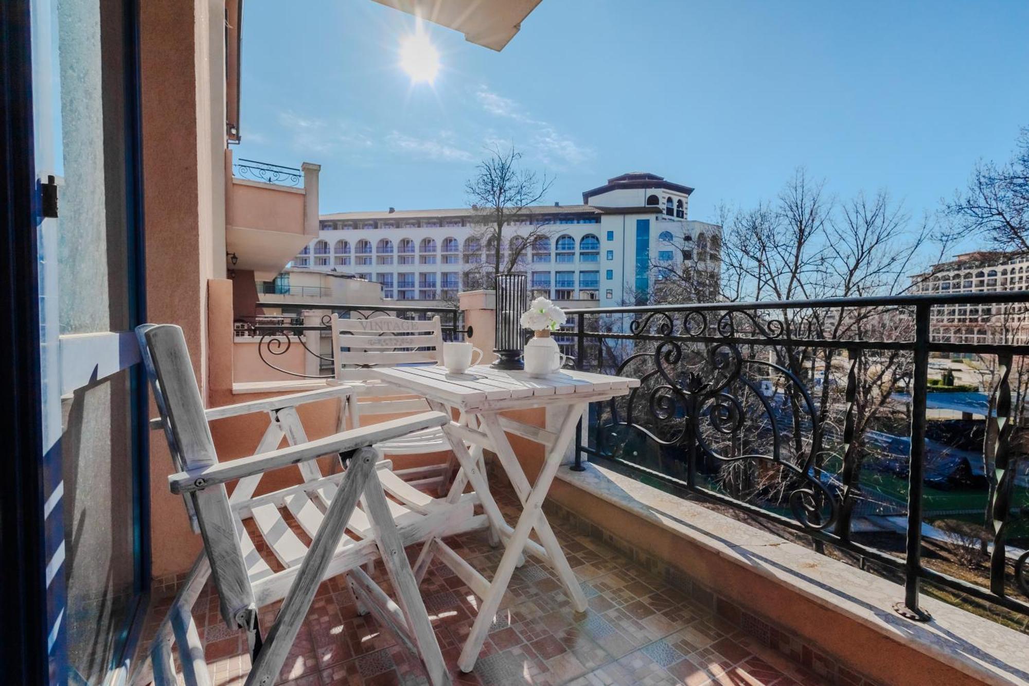 Апартаменти Bella Boutique Сонячний Берег